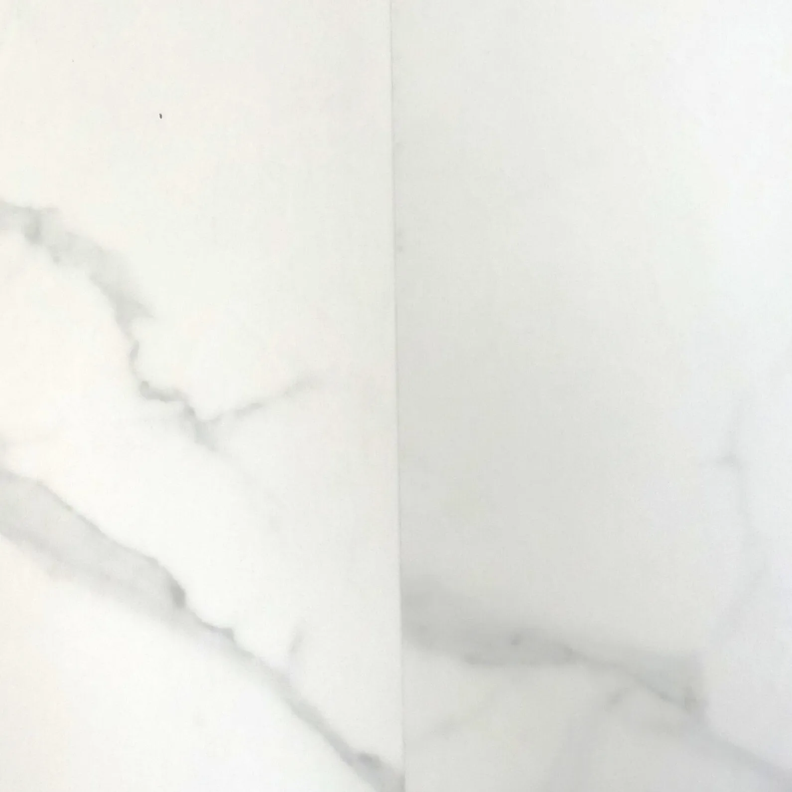 SPC padlóburkolat Carrara